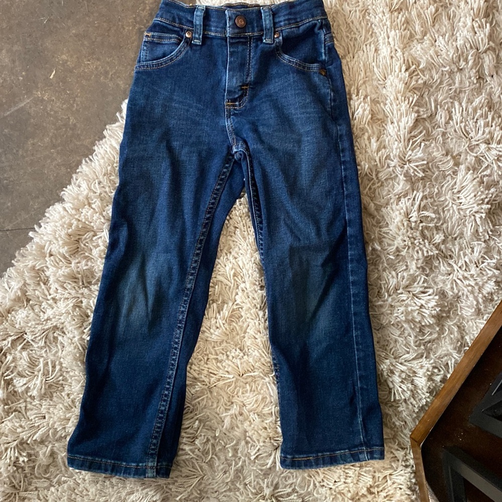 Boys sz. 5 regular fit Lee jeans.